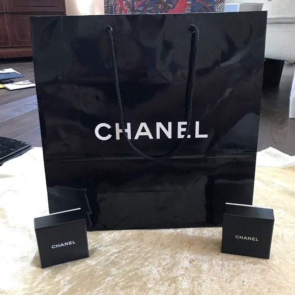 Chanel shopping bag - Picture 5 of 7